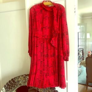 Oscar de la Renta Silk Tie-Neck Pleated Dress